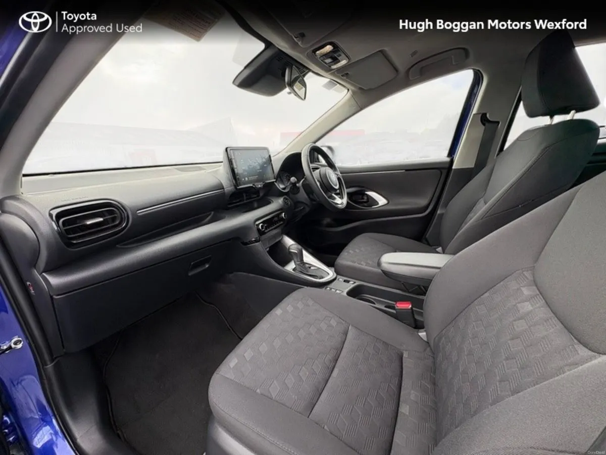 Toyota Yaris LUNA - Image 6