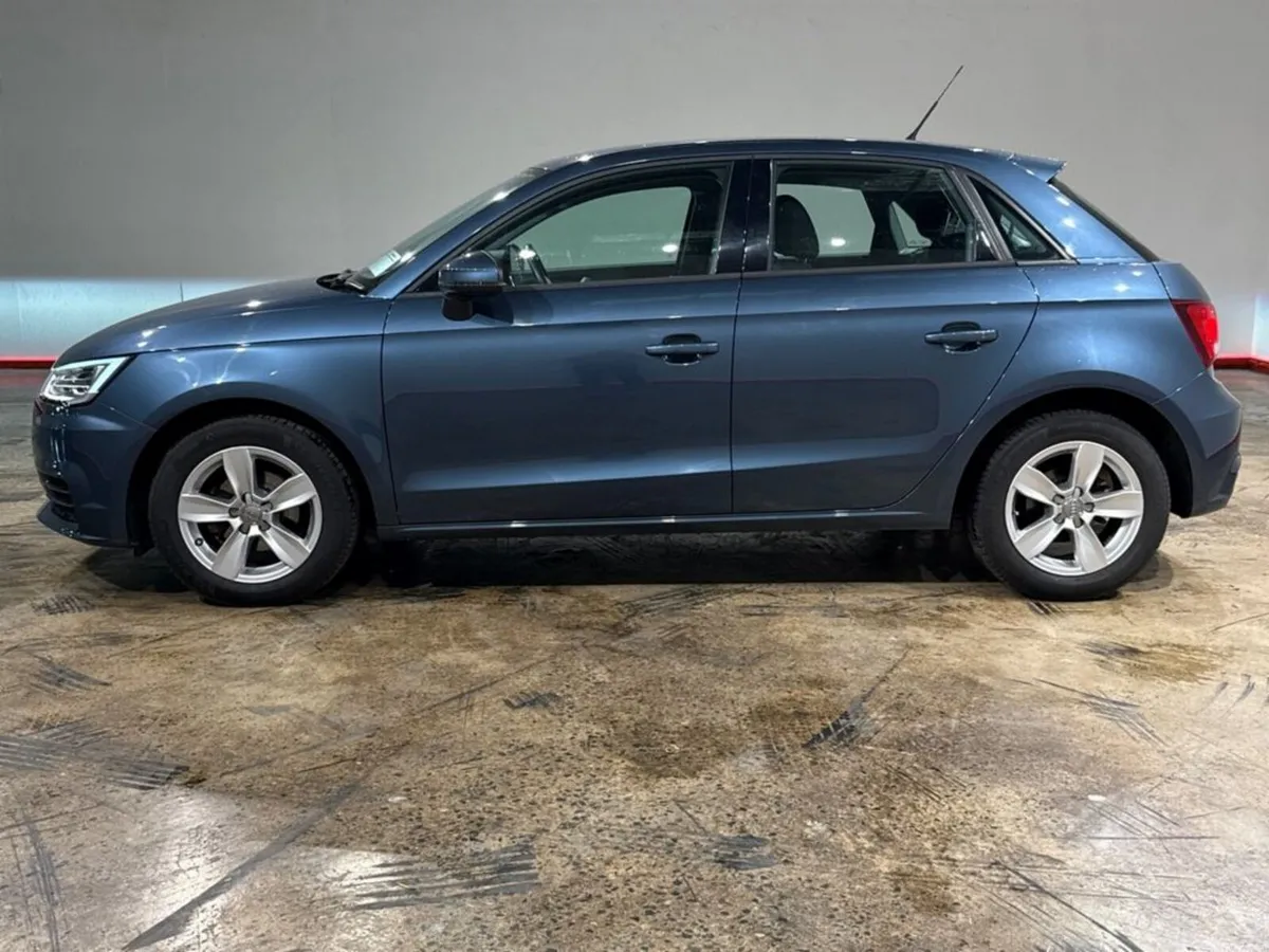 Audi A1 1.0 TFSI AUTOMATIC - 15'' FACTORY ALLOYS - - Image 6