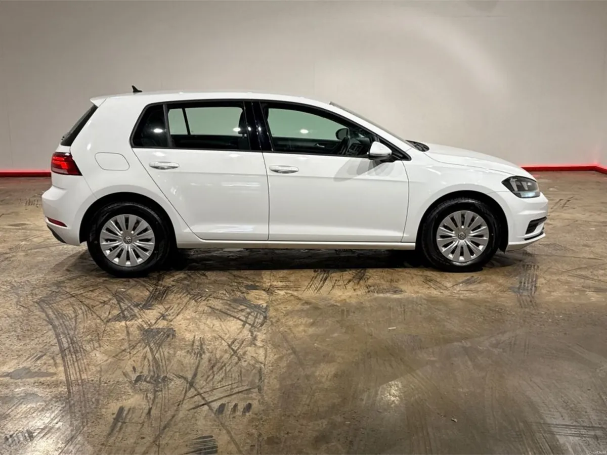 Volkswagen Golf 1.2 AUTOMATIC - CRUISE CONTROL - P - Image 2