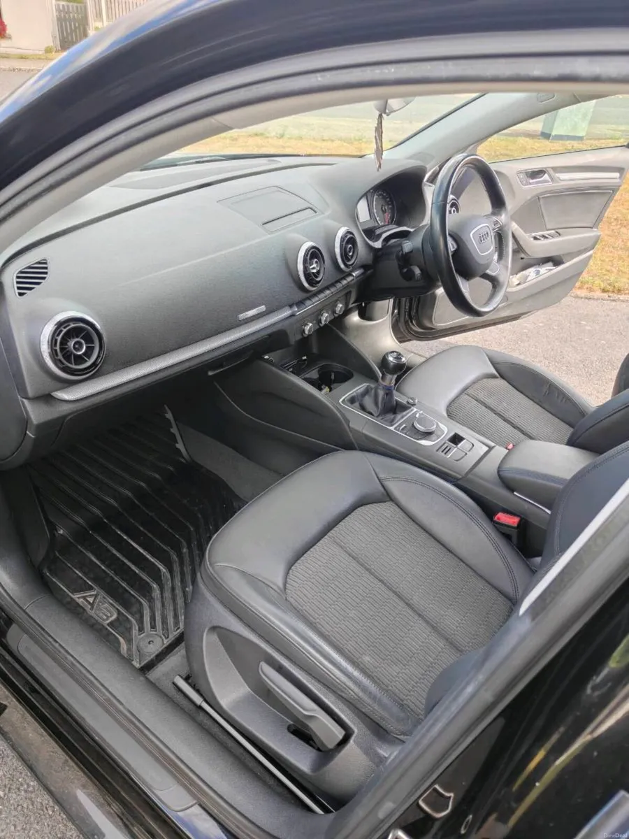 Audi A3 2017 LIMOUSINE SAL 1.6 TDI 110 SE - Image 2