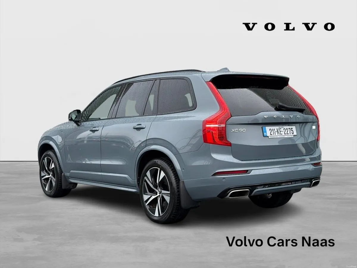 Volvo XC90 RECHARGE PHEV T8 (390hp) R-Design AWD - Image 2