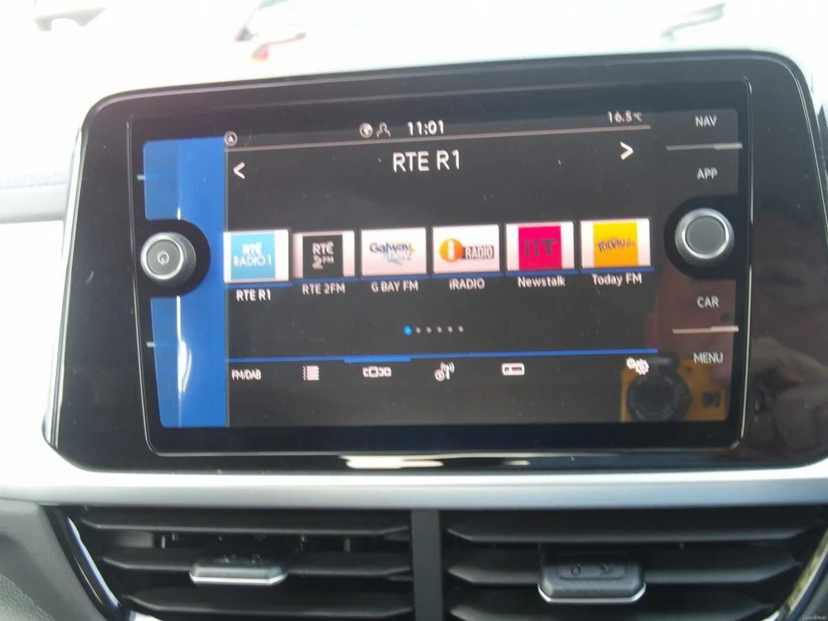 Volkswagen T-Roc EDITION 75 2.0TDI M6F 116HP - Image 4