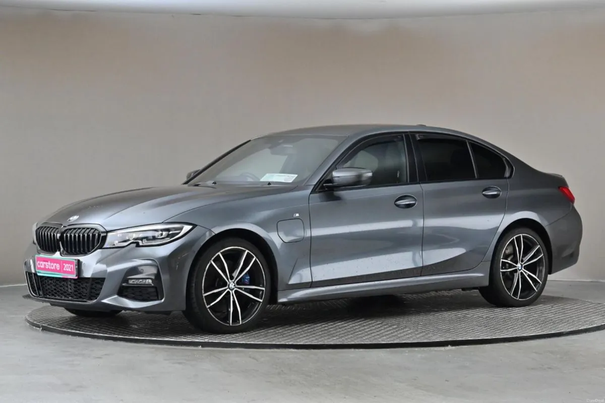 BMW 3-Series 330E M SPORT PHEV SALOON G20 - Image 4