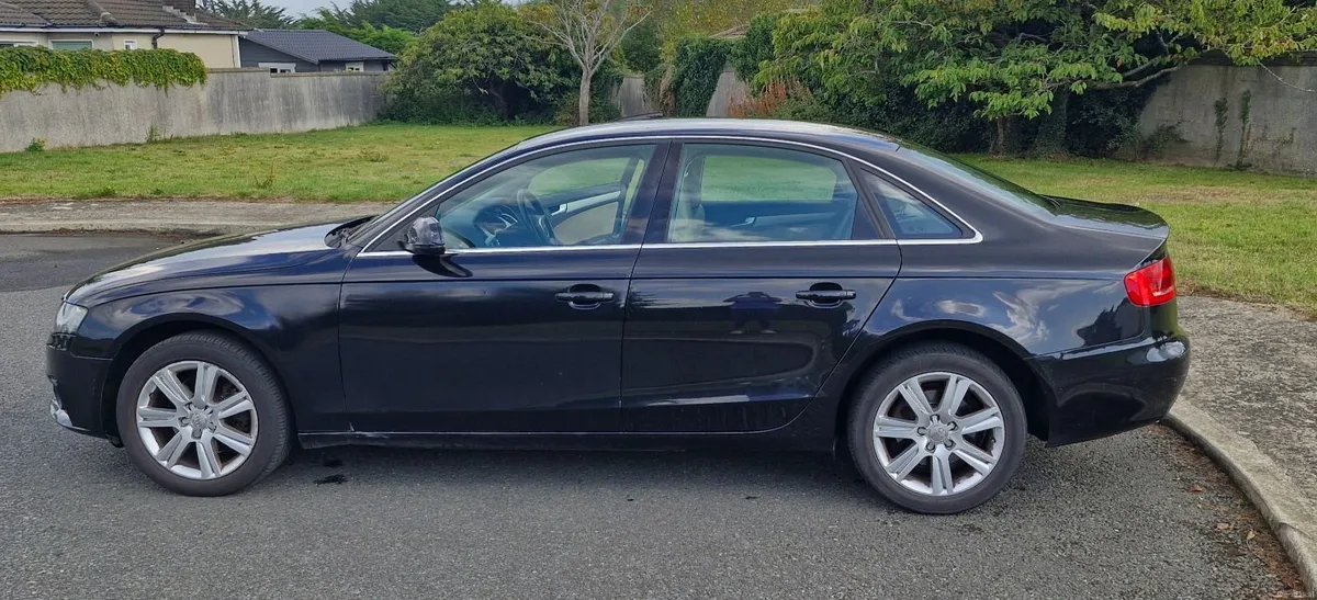 Audi A4 2010 - Image 3