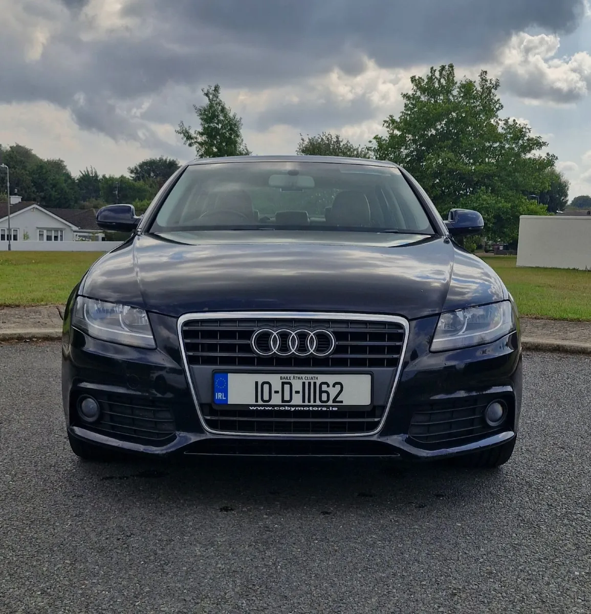 Audi A4 2010 - Image 1