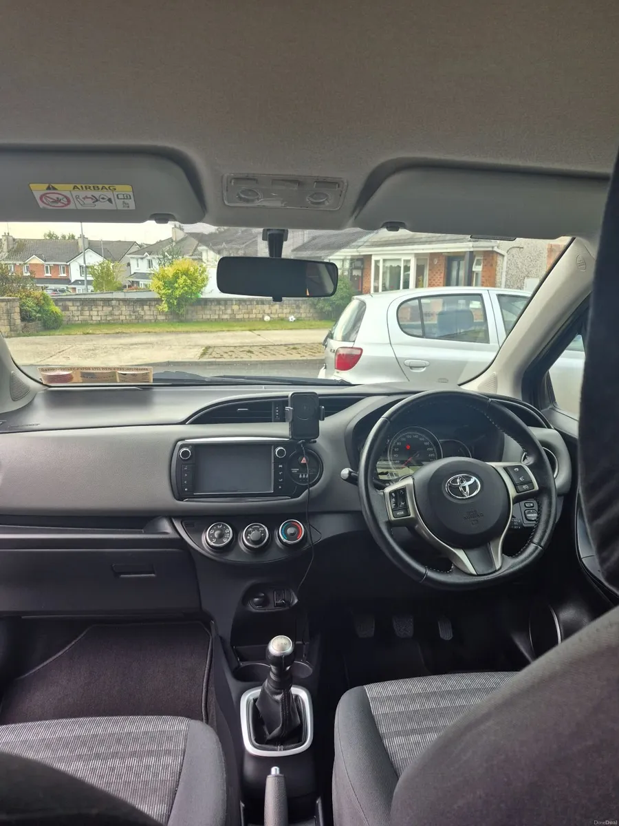 Toyota Yaris 2017 - Image 3
