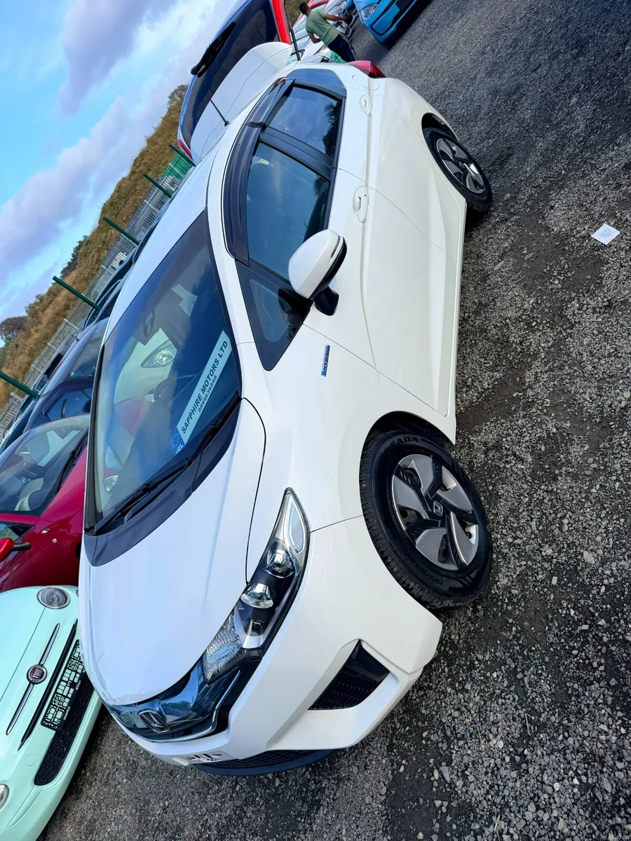 HONDA FIT - Image 2