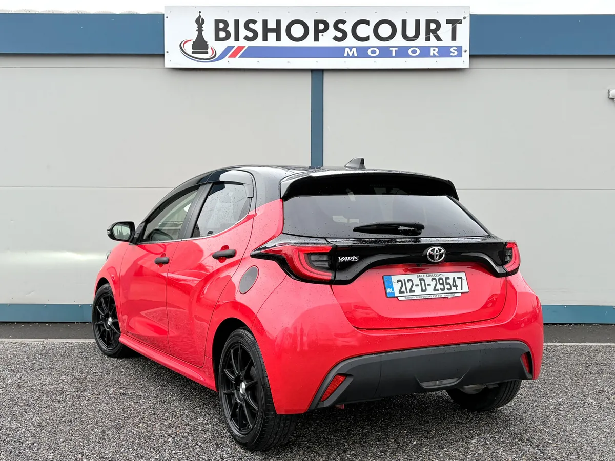 Toyota Yaris 2021 - Image 4