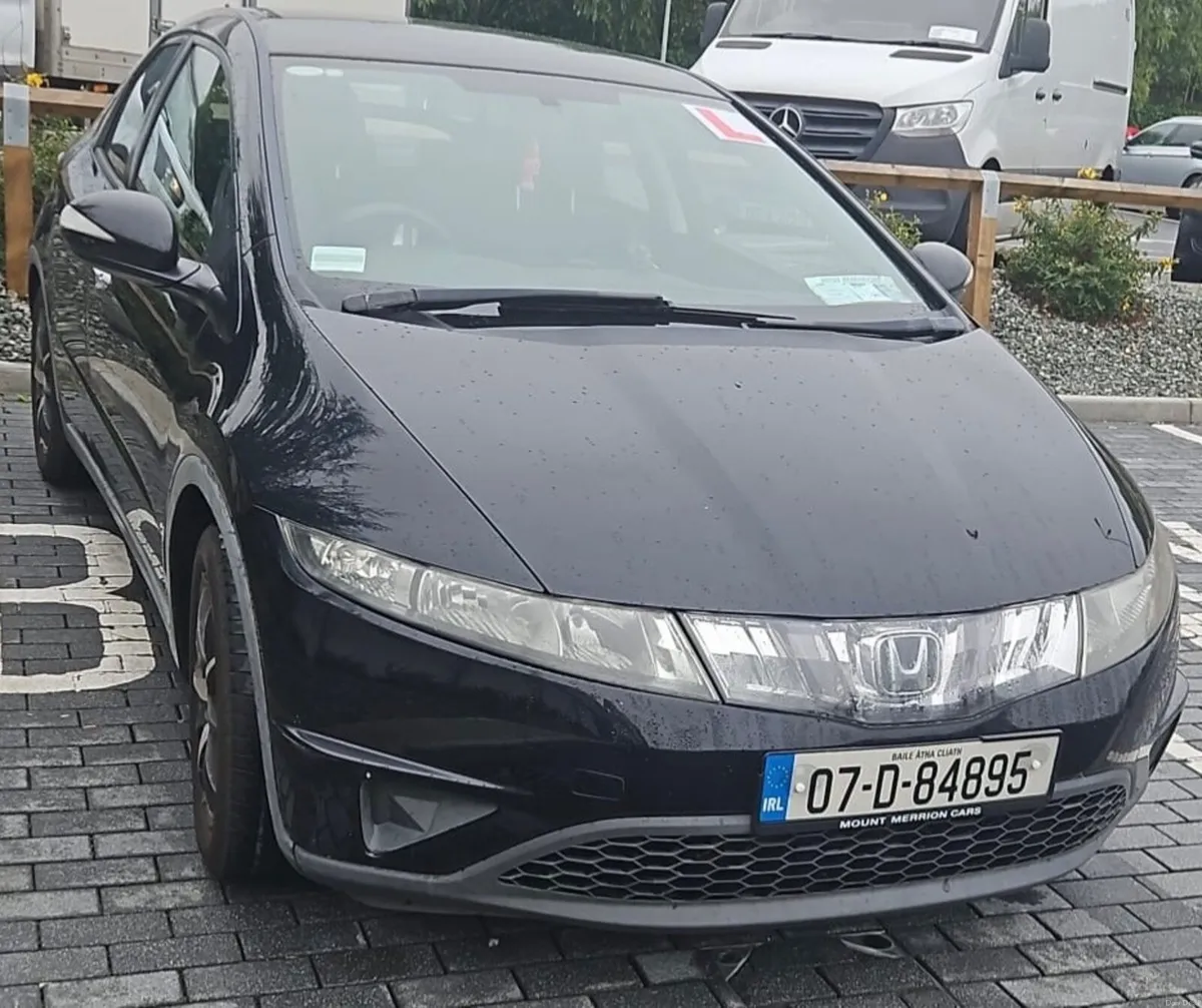 Honda Civic 2007 - Image 1