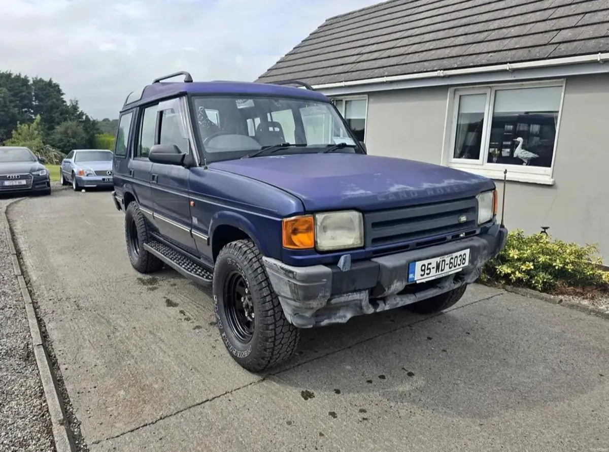 Land Rover Discovery 1995 vintage - Image 1