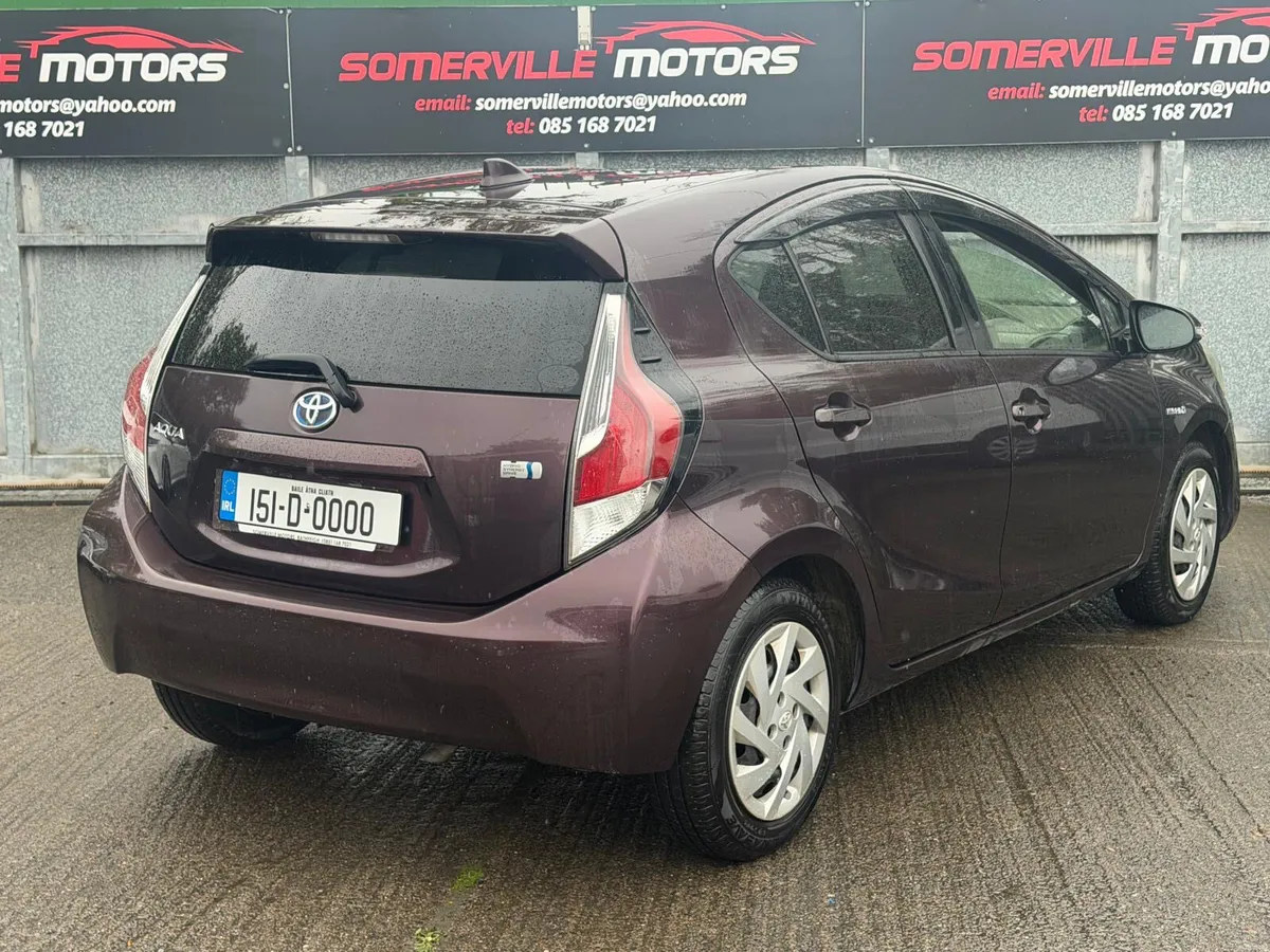 TOYOTA AQUA “96,000KMS” AUTOMATIC 2015 - Image 4