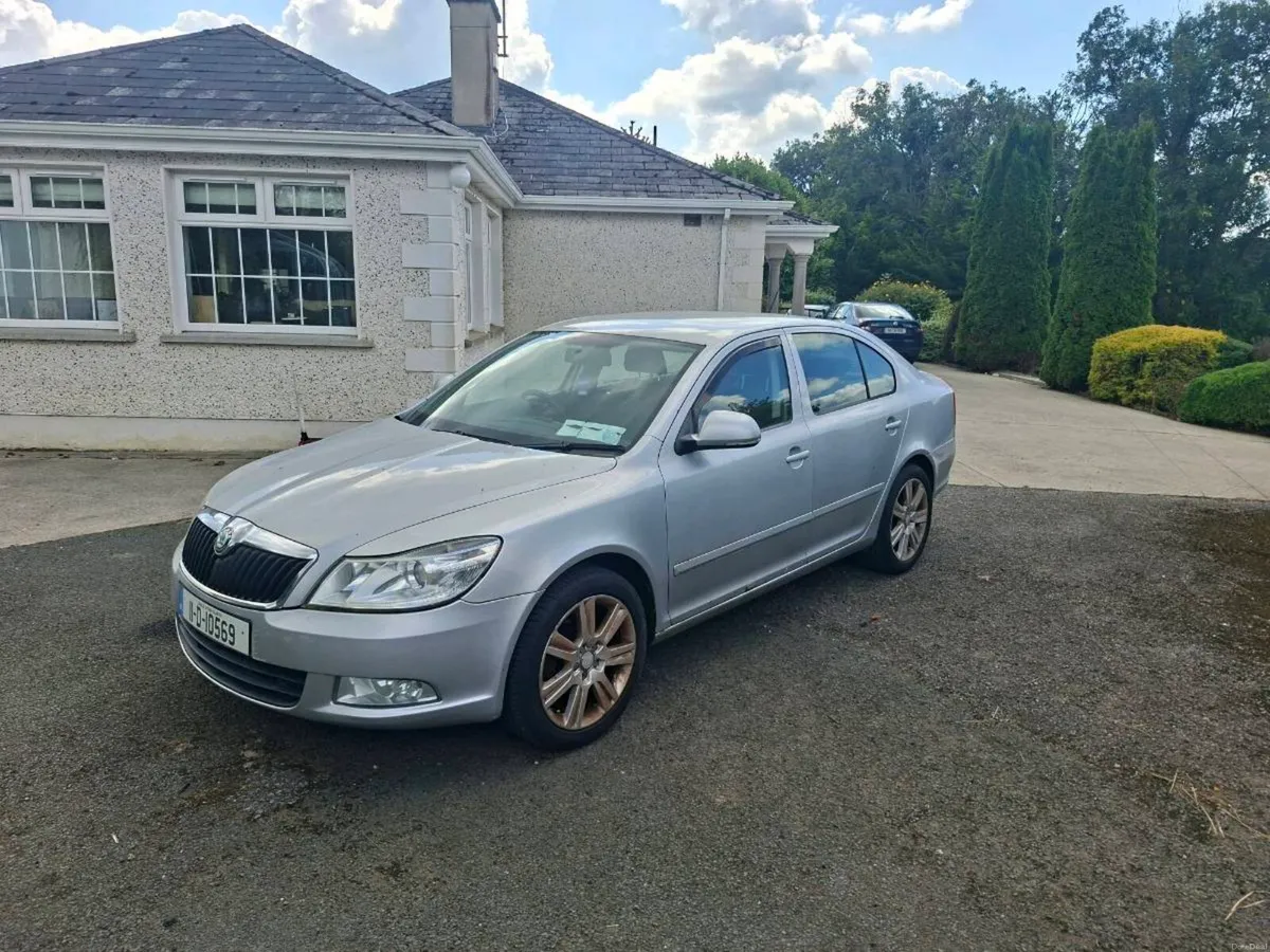 Skoda octavia 1.6 auto - Image 1