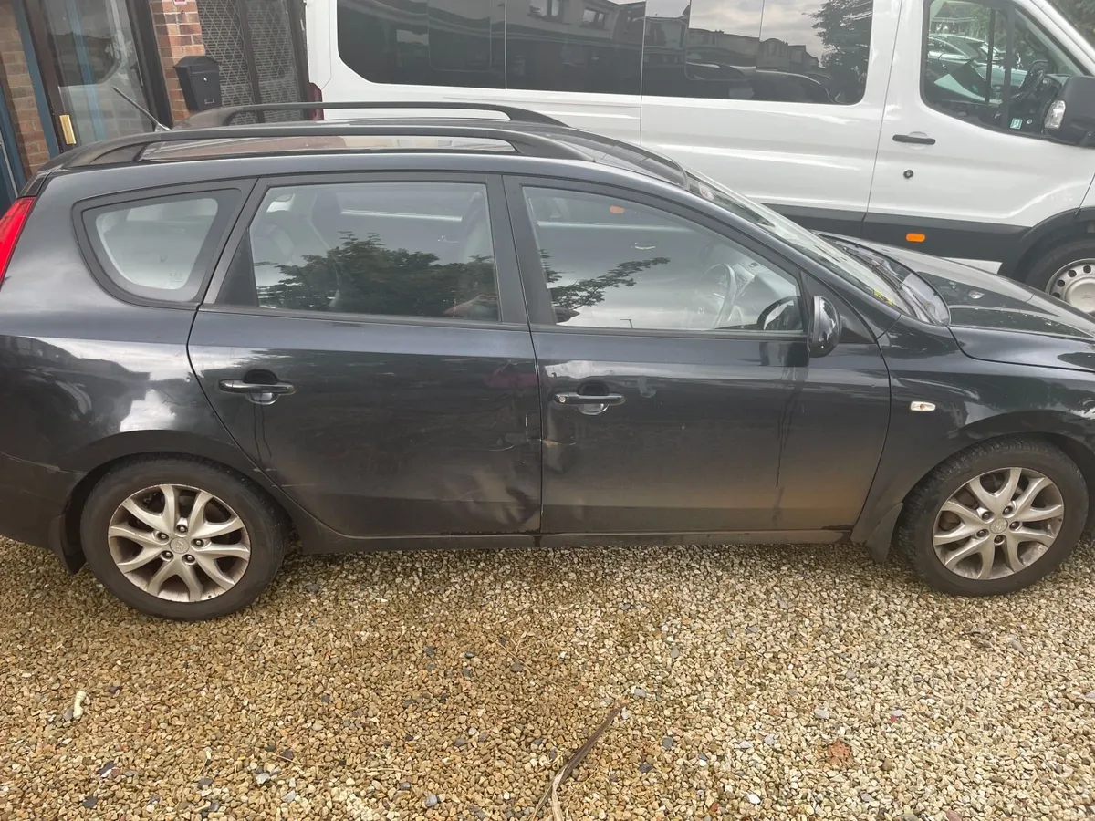Hyundai i30 2010 - Offers Welcome - Image 2