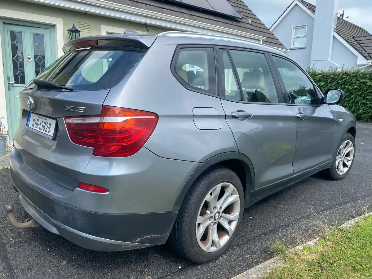 2011 X3 BMW - Image 3