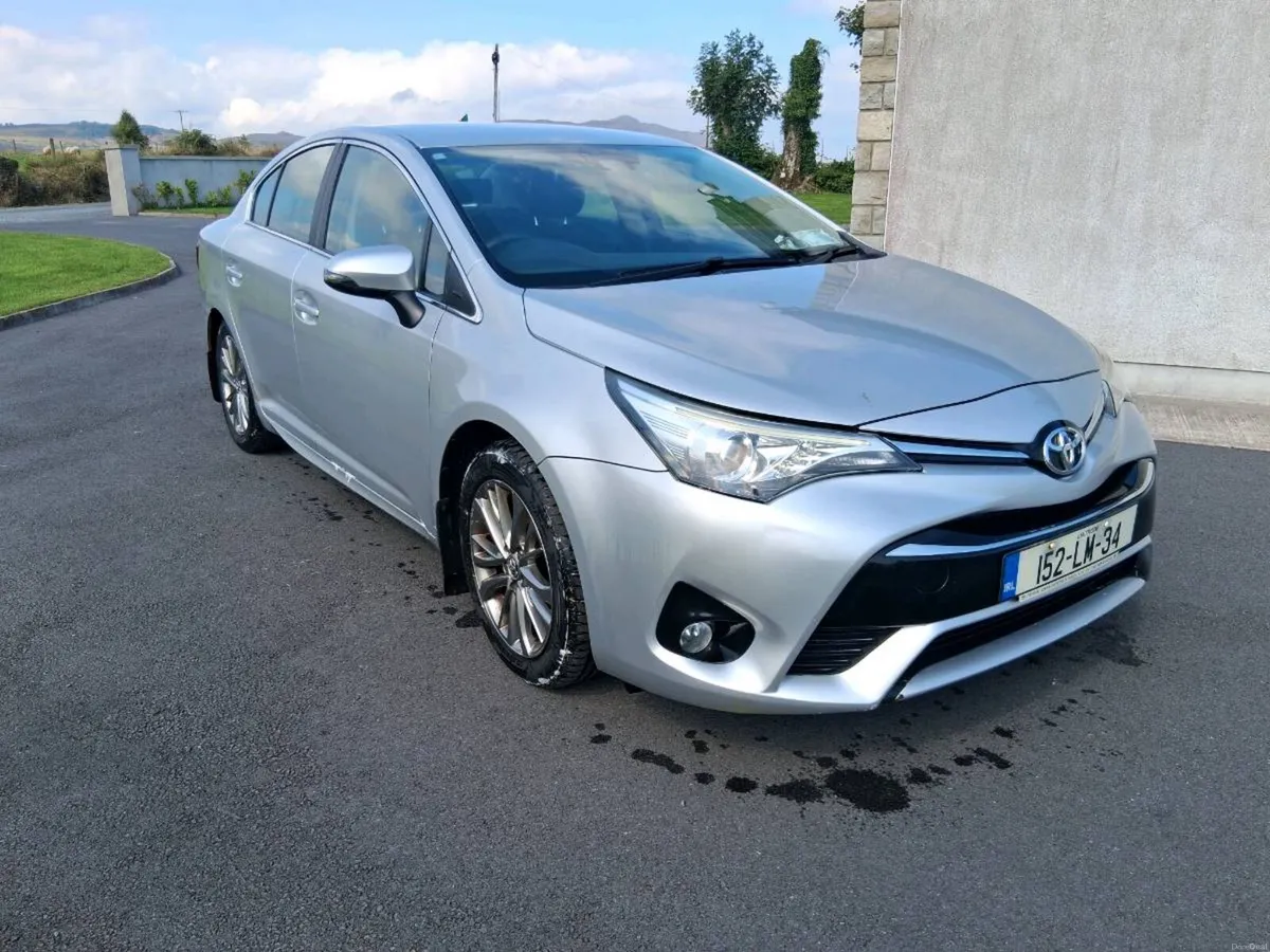 152 Toyota avensis diesel - Image 2