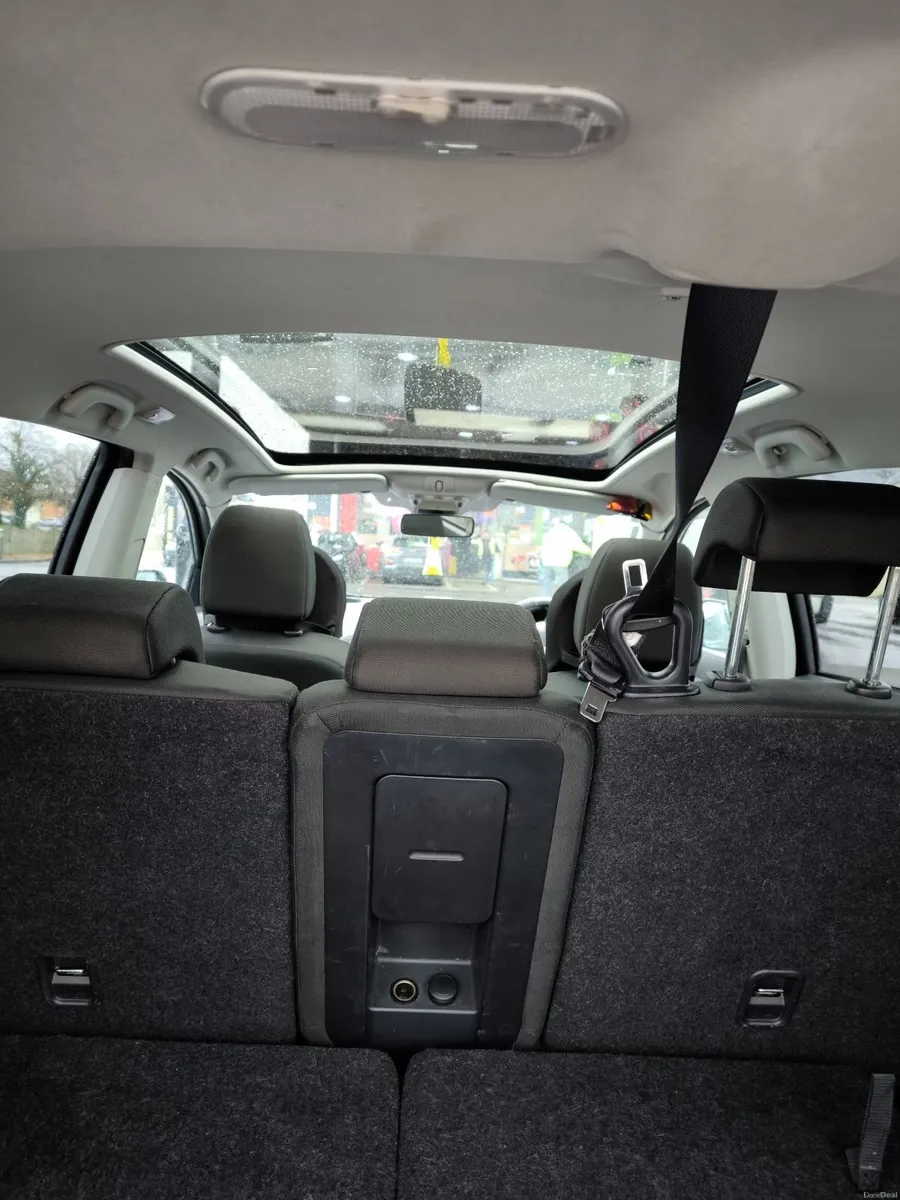 Nissan Qashqai+2 2012 - Image 4