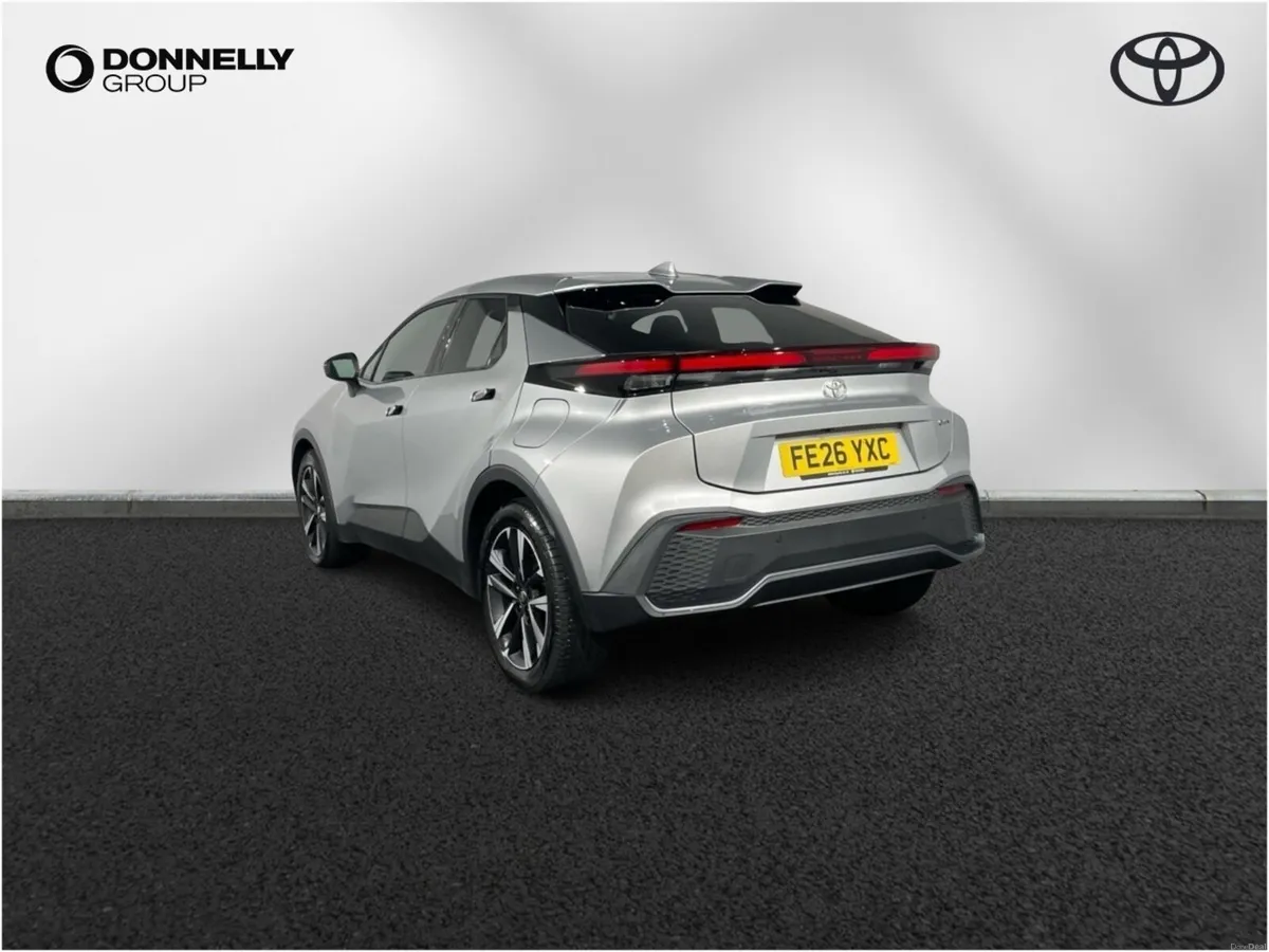 Toyota C-HR 1.8 Hybrid Design 5dr CVT - Image 2