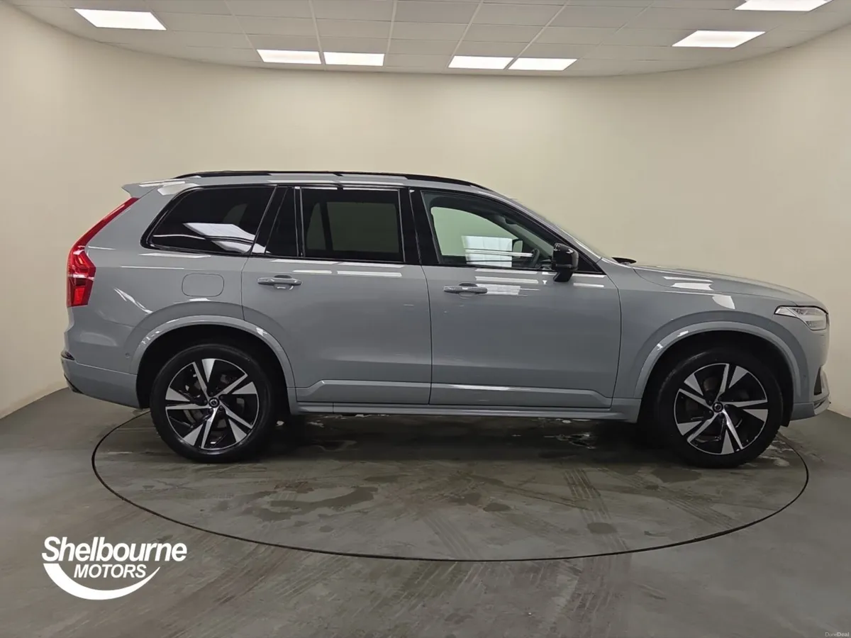 Volvo XC90 B5 PLUS AWD MHEV - Image 3
