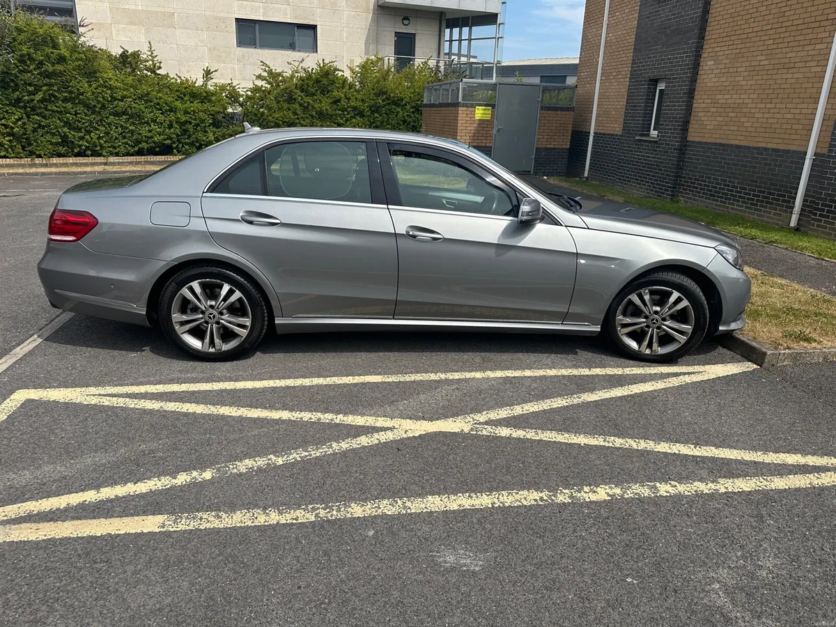 Mercedes Benc E Clas - Image 3