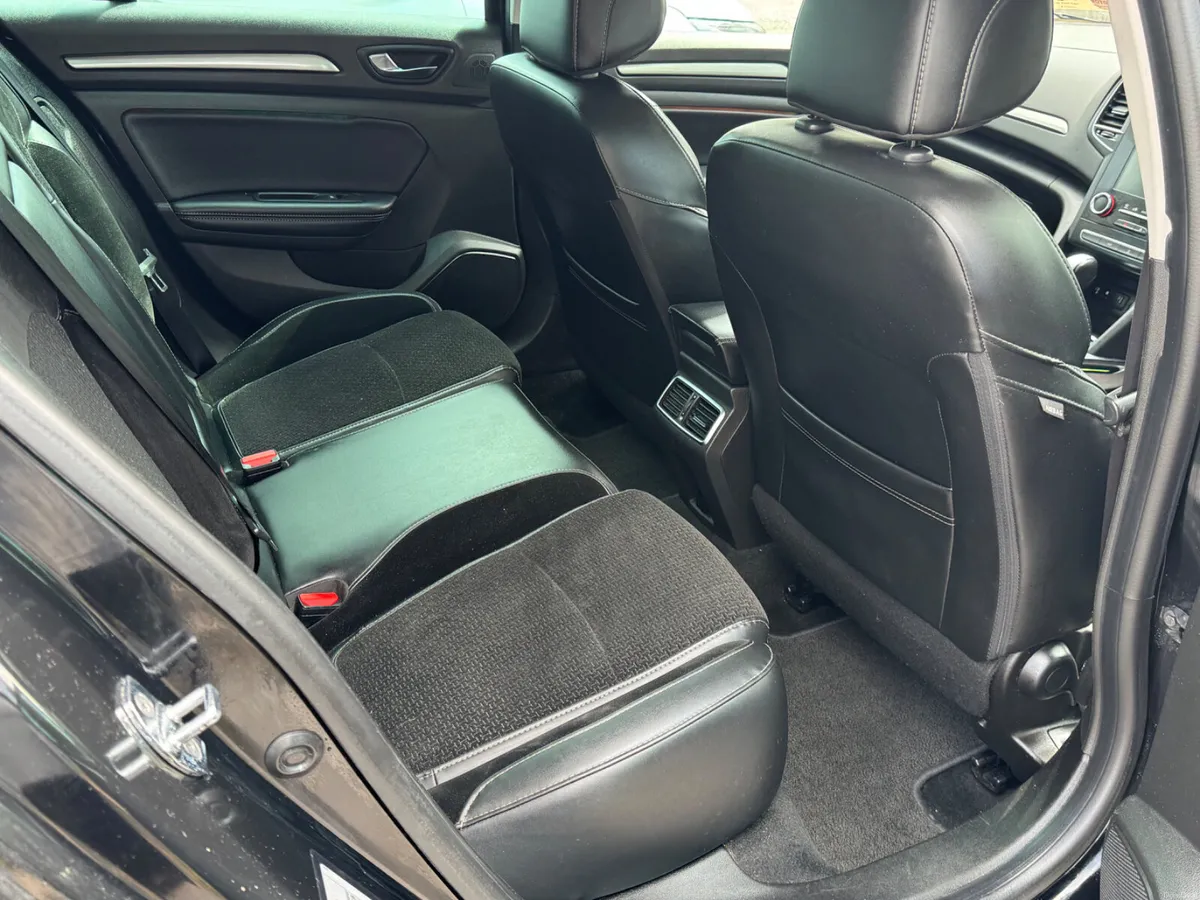 Renault Megane Sport Estate Petrol Automatic - Image 6