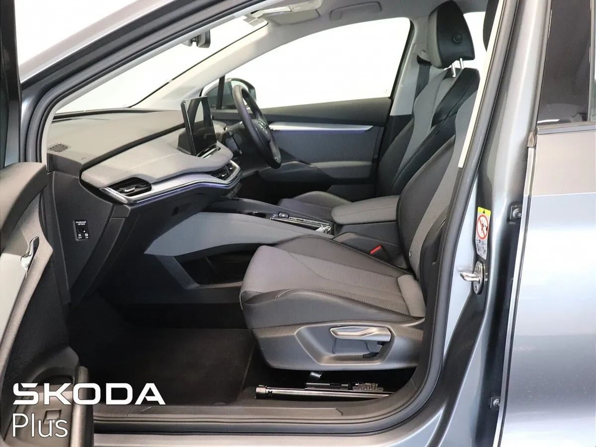Skoda  Enyaq 60 - Image 4