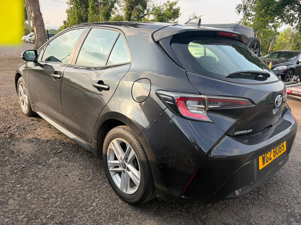 2022 Toyota Corolla Icon  1.8 Hybrid Hatchback - Image 2