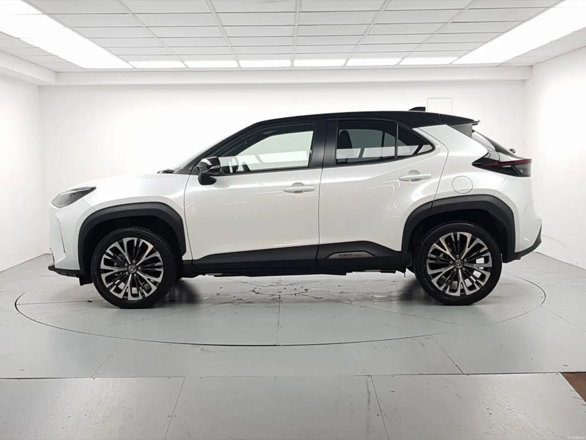 Toyota Yaris Cross Z - Image 5