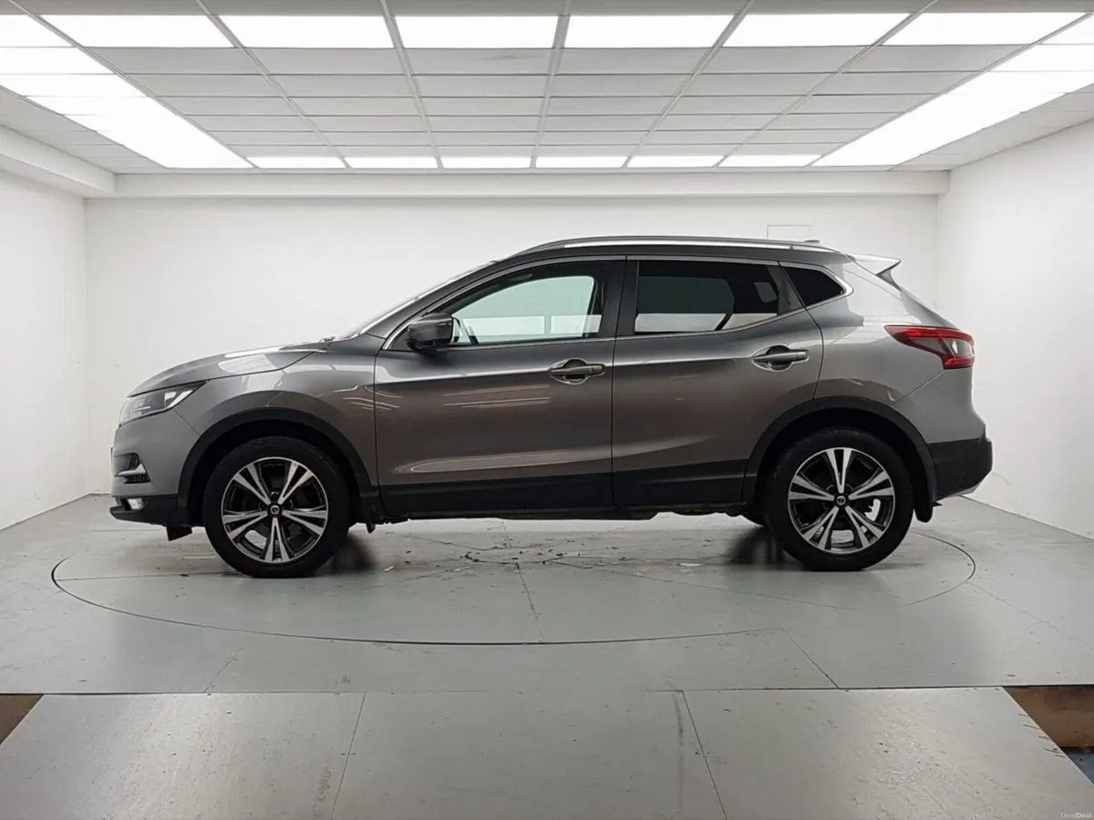 Nissan Qashqai 1.2 PET SV CVT - Image 5