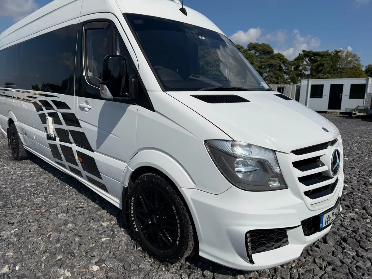 Mercedes Benz Sprinter - Image 4