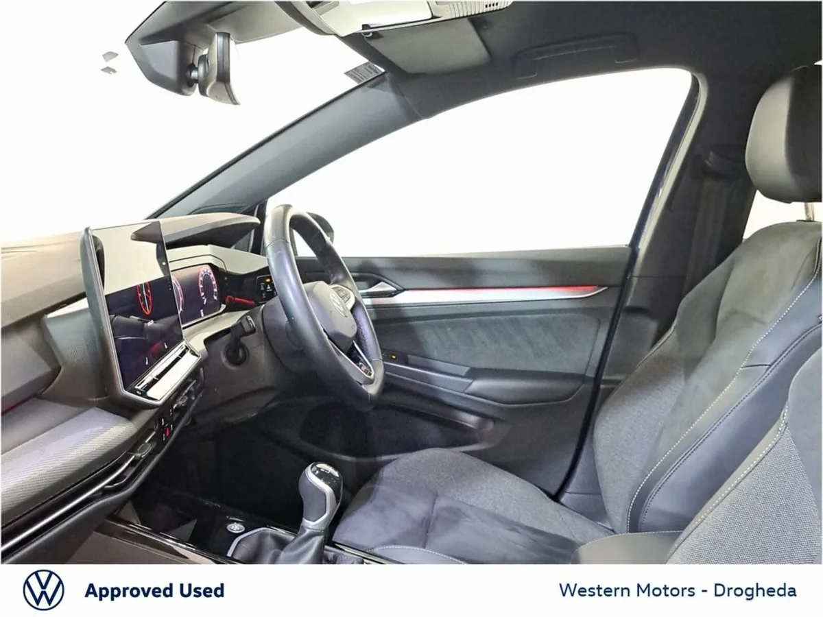 Volkswagen Golf 50 YEARS 1.5 TSI 150HP - Image 4