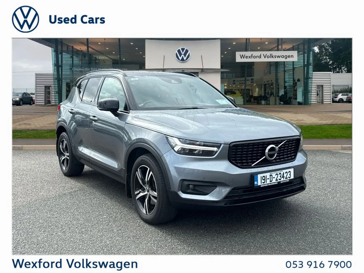Volvo XC40 D4 AWD AUTO 190 R-DESIGN - Image 1