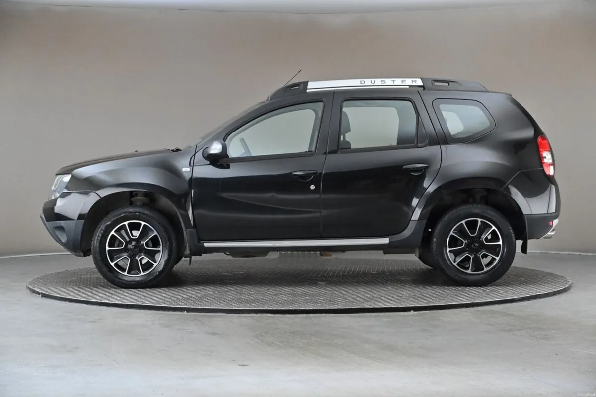 Dacia Duster 1.5 DCi 6SPD 110BHP PRESTIGE 4WD - Image 5