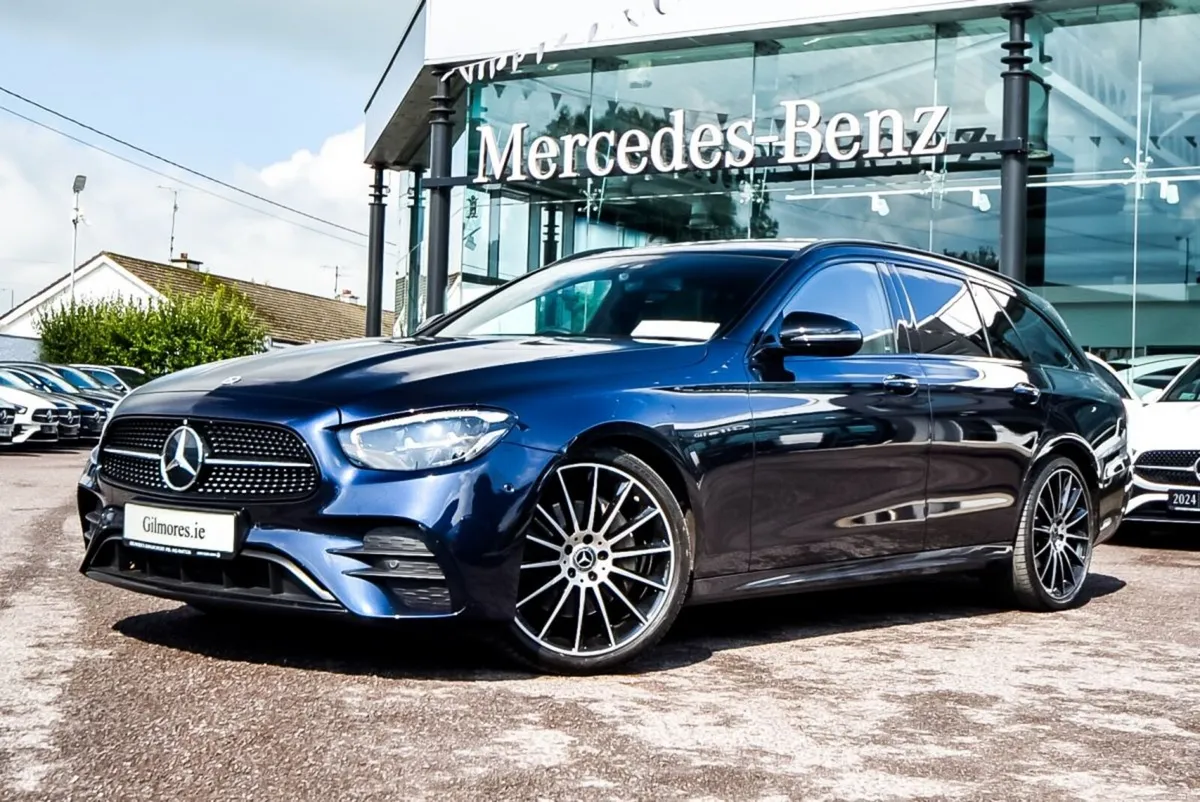Mercedes-Benz E-Class E220d AMG Premium Plus Estat - Image 1
