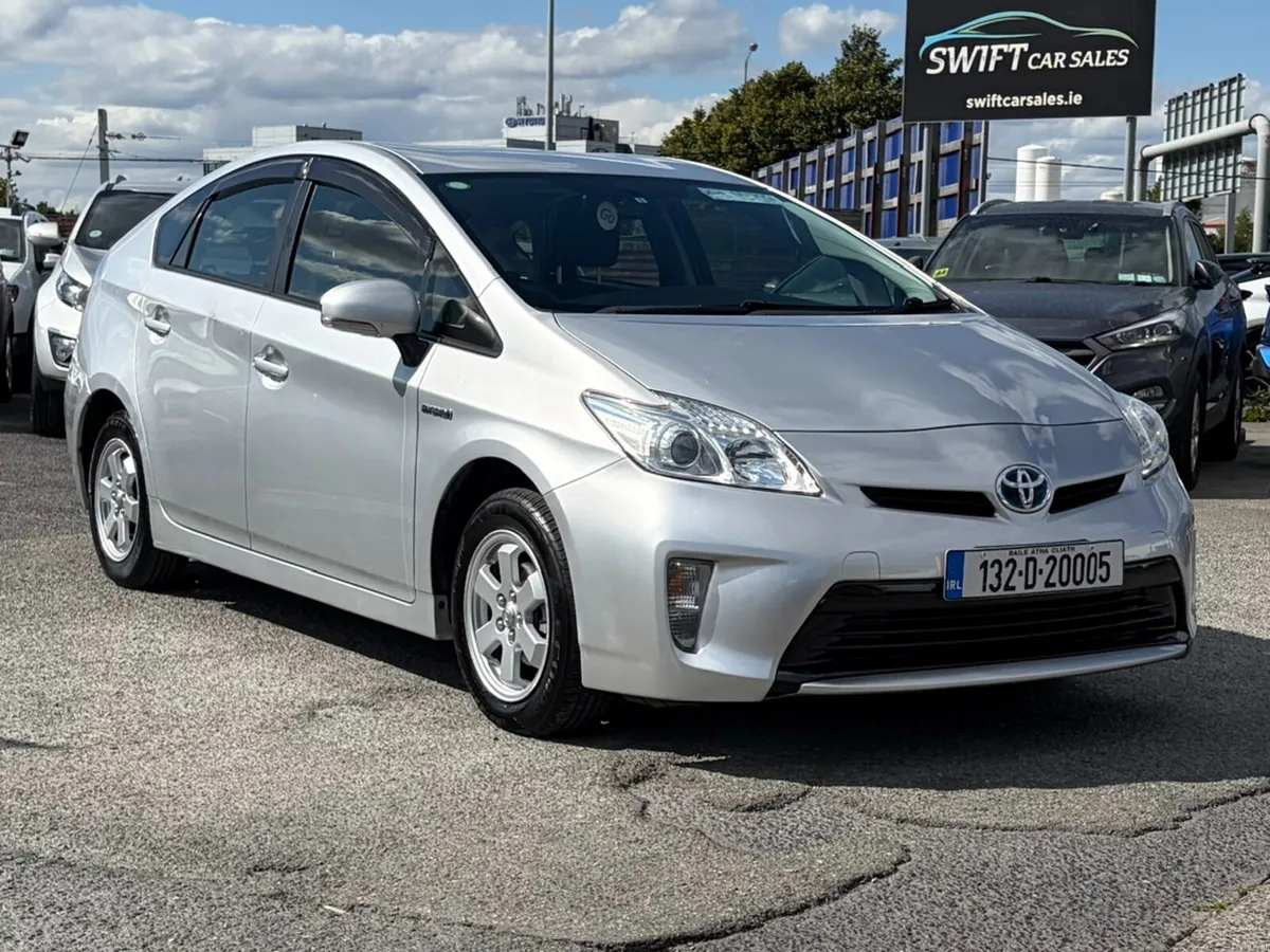 2013 Toyota Prius 1.8 Hybrid Auto Nct 05/27 - Image 3