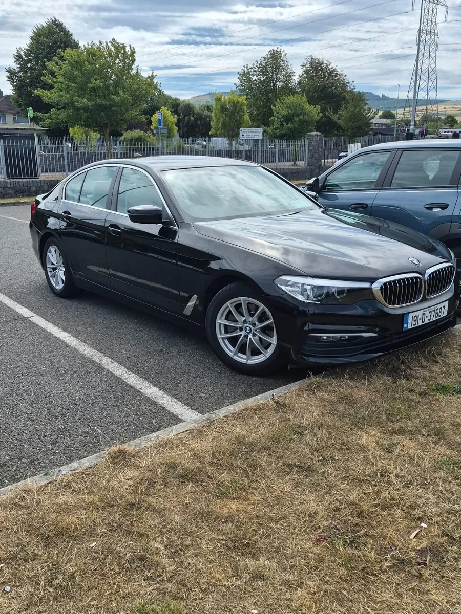 BMW 5-Series 2019 - Image 1