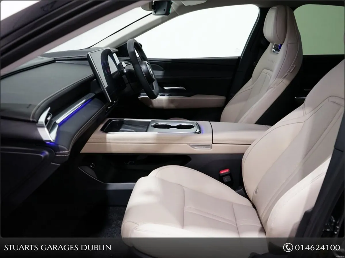 Mazda Mazda6 TAKUMI JET BLACK WITH STONE LEATHER - Image 3