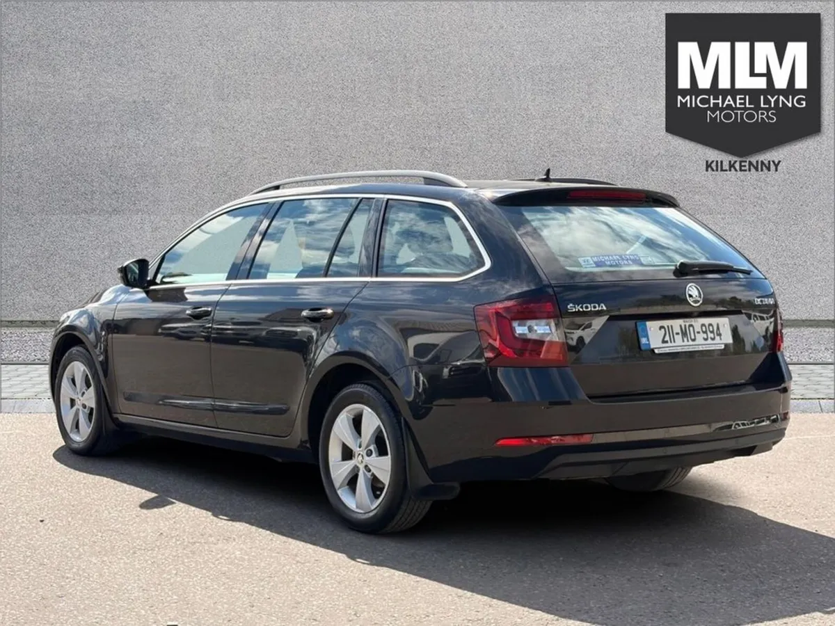 Skoda Octavia C AMB 1.6tdi 115HP 4DR - Image 6