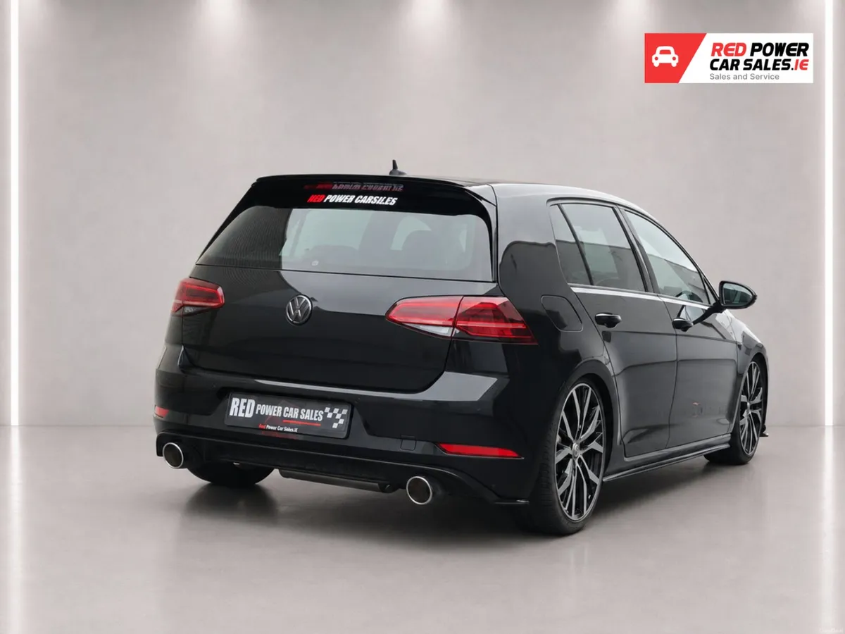 2019 VW GOLF GTI Performance MK7.5// LOW KM - Image 6