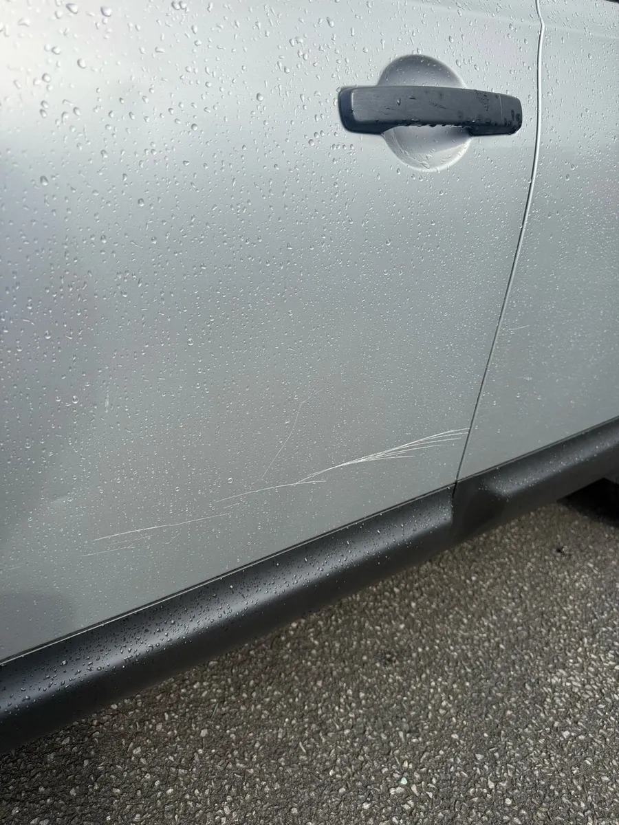 Nissan Qashqai 7 Seats - Image 4