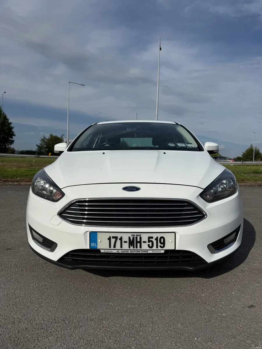 2017 Ford Focus Titanium 1.5L Diesel - Image 4