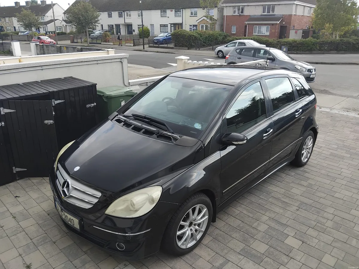 Mercedes b class - Image 1