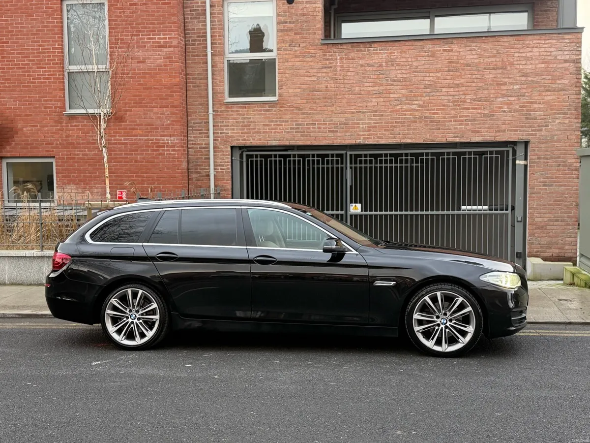 BMW 5 Series - 518d touring (f11) - Image 4