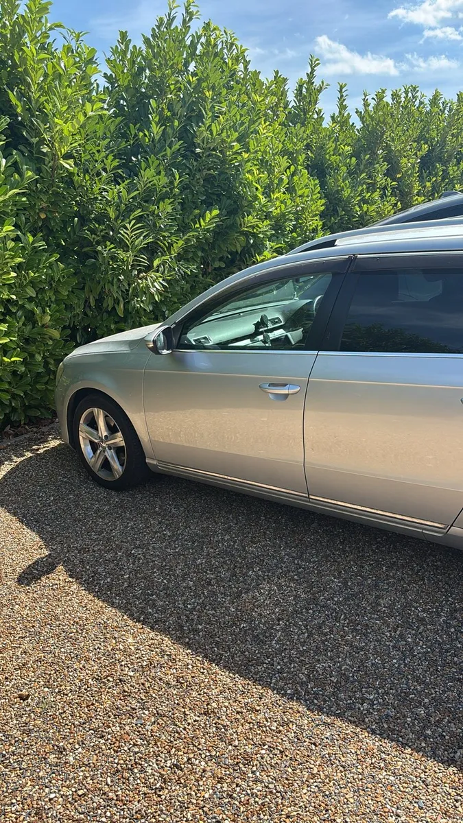 Volkswagen Passat 2012 1.4L TSI - Automatic - Image 4