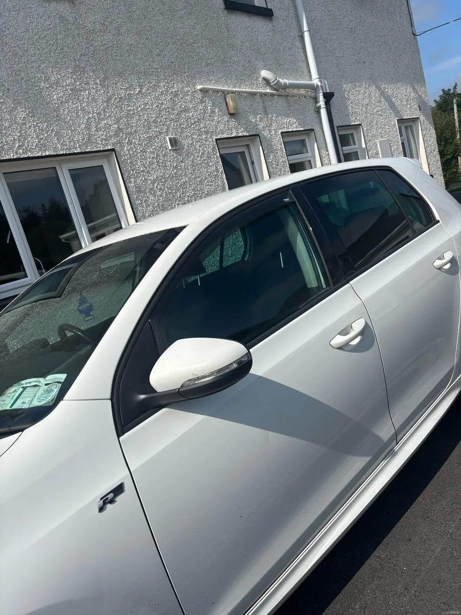 Volkswagen RLINE Golf 2012 - Image 2