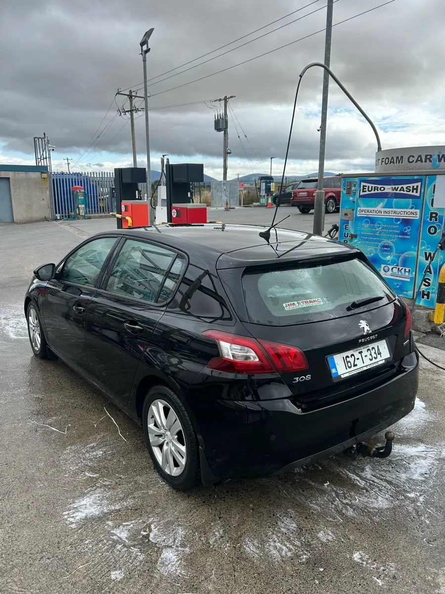 Peugeot 308 - Image 3