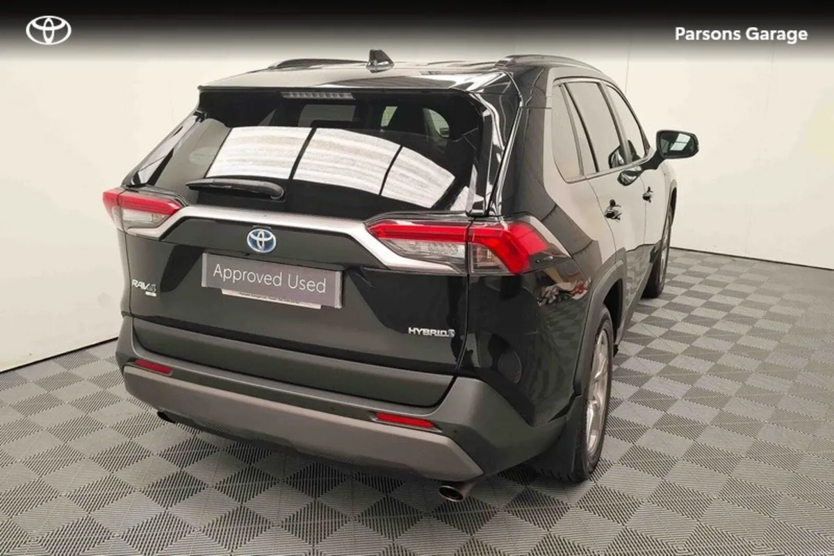 Toyota RAV4 SOL 2.5 HYBRID - Image 2