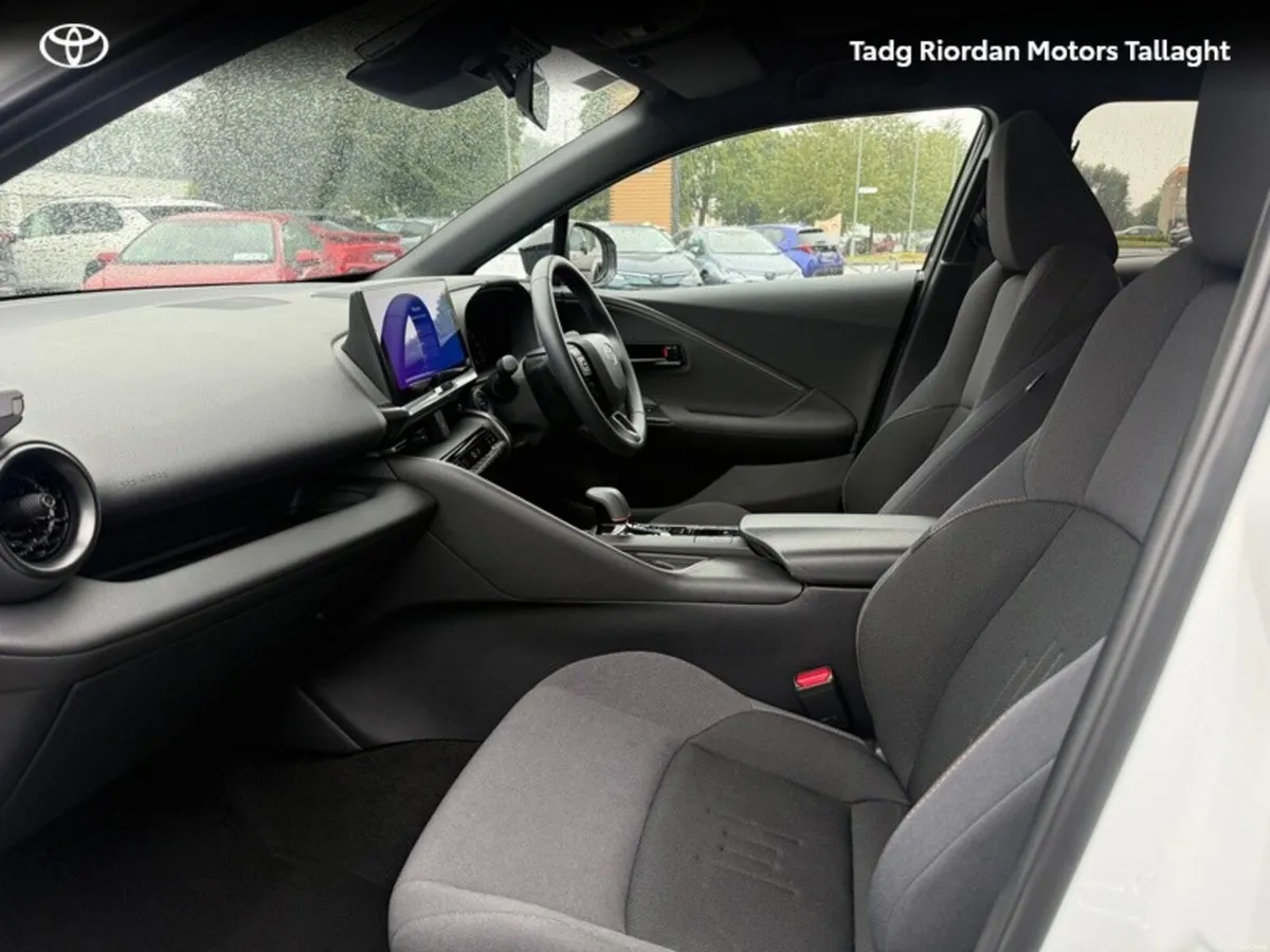 Toyota C-HR C-HR HYBRID SPORT+ - Image 6