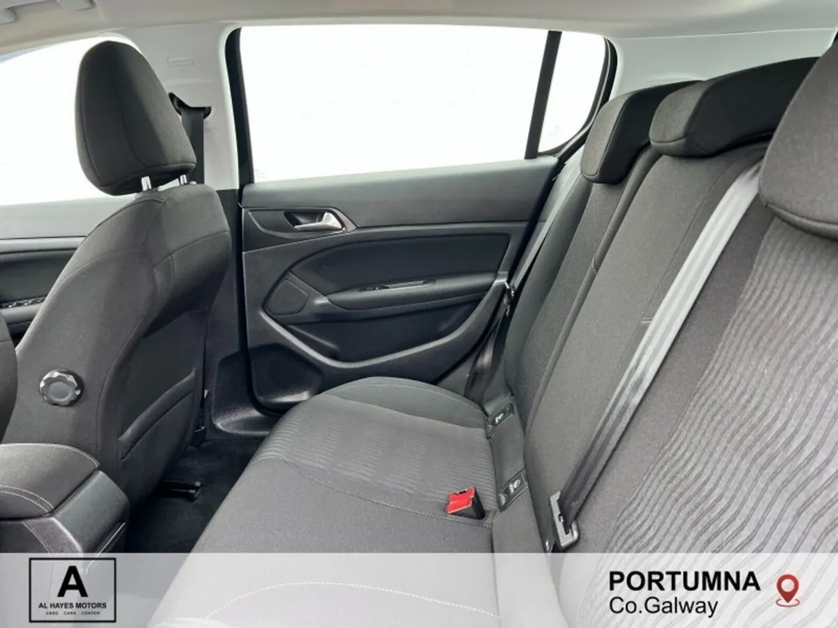 Peugeot 308  1.6 BLUE HDI 100bhp Active - Image 5