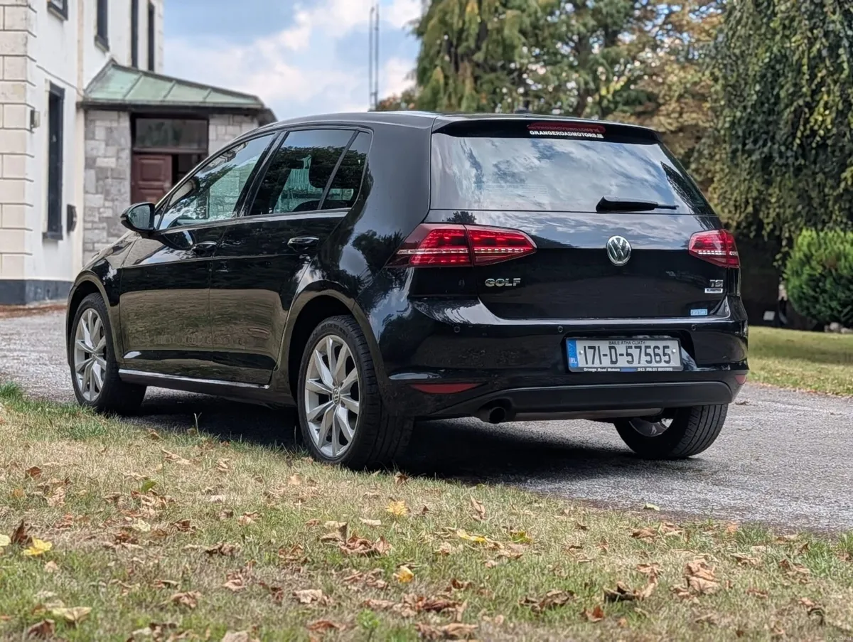 2017 VOLKSWAGEN GOLF AUTOMATIC! CHEAP INSURANCE! - Image 3