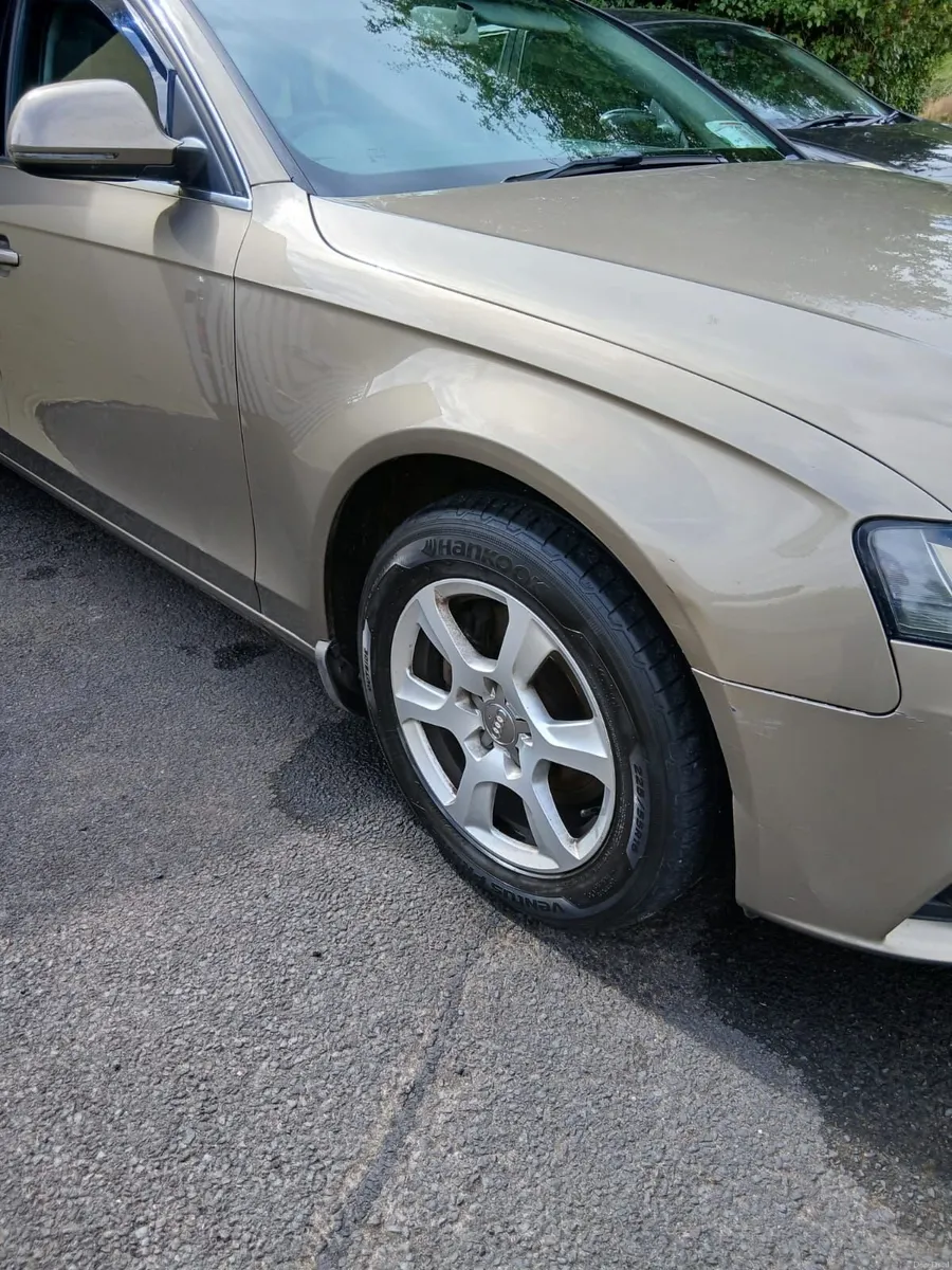 Audi A4 2009 - Image 4